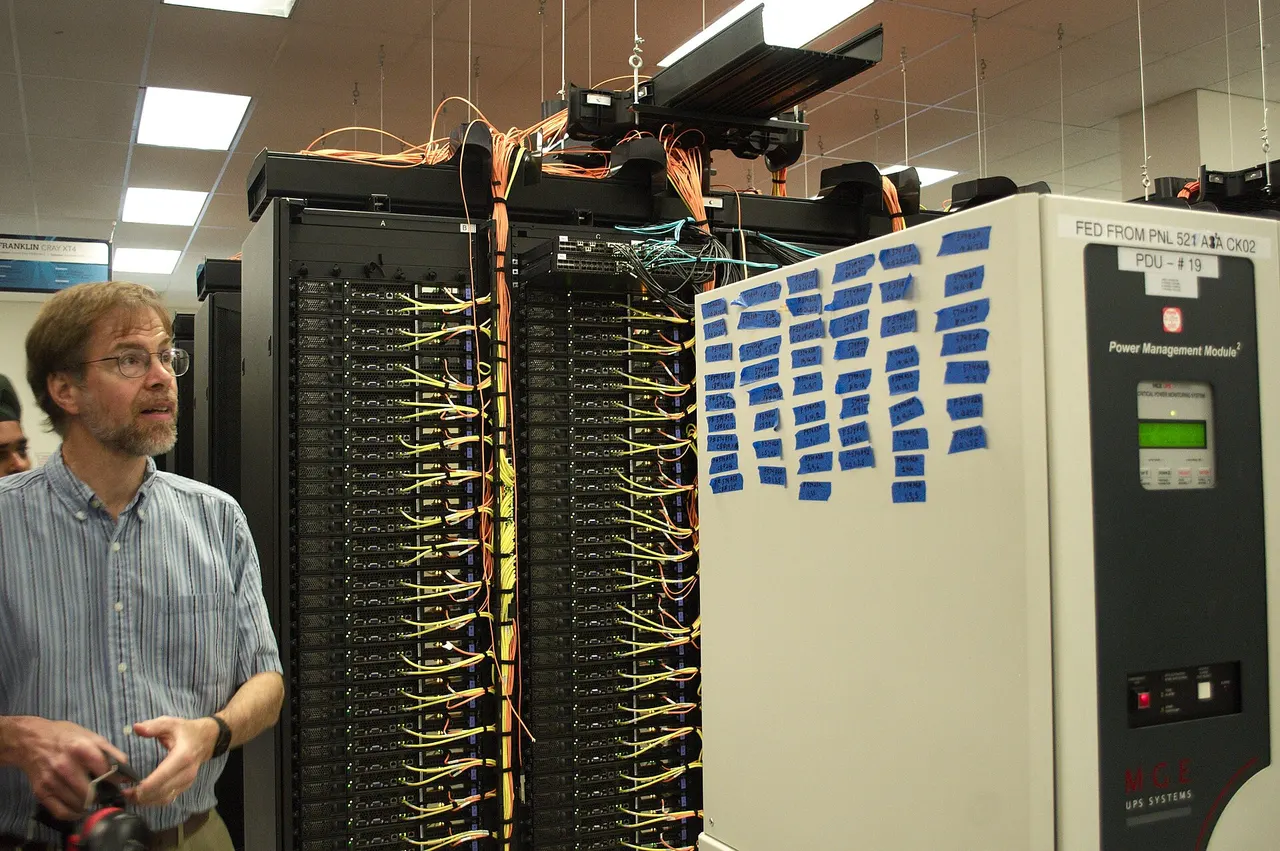 UPS Power Management Module, iDataPlex racks with network cabling in NERSC data center
